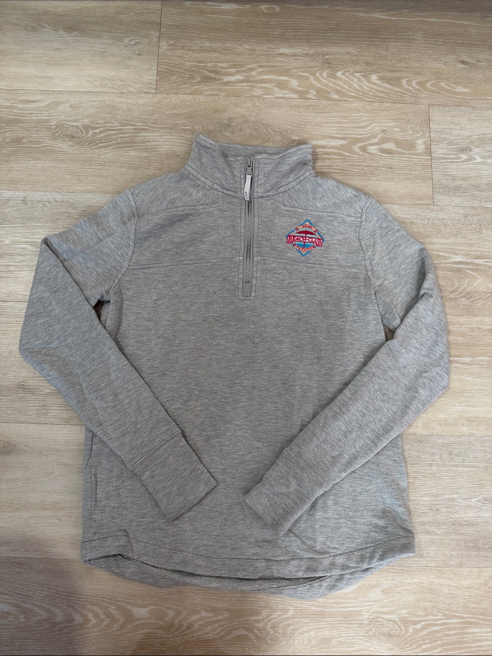 Vineyard Vines Disney Beach Club Resort Quarter Zip